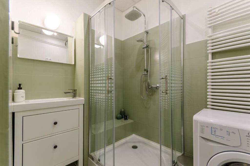 De Lux Studio Apartment In Historical Quarters บูดาเปสต์ ภายนอก รูปภาพ